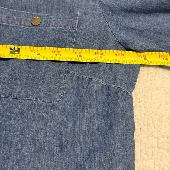 Anne Klein Denim Handkerchief Top Size S - Picture 5 of 6